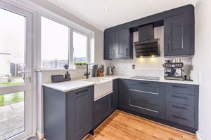 Kitchen- click for photo gallery